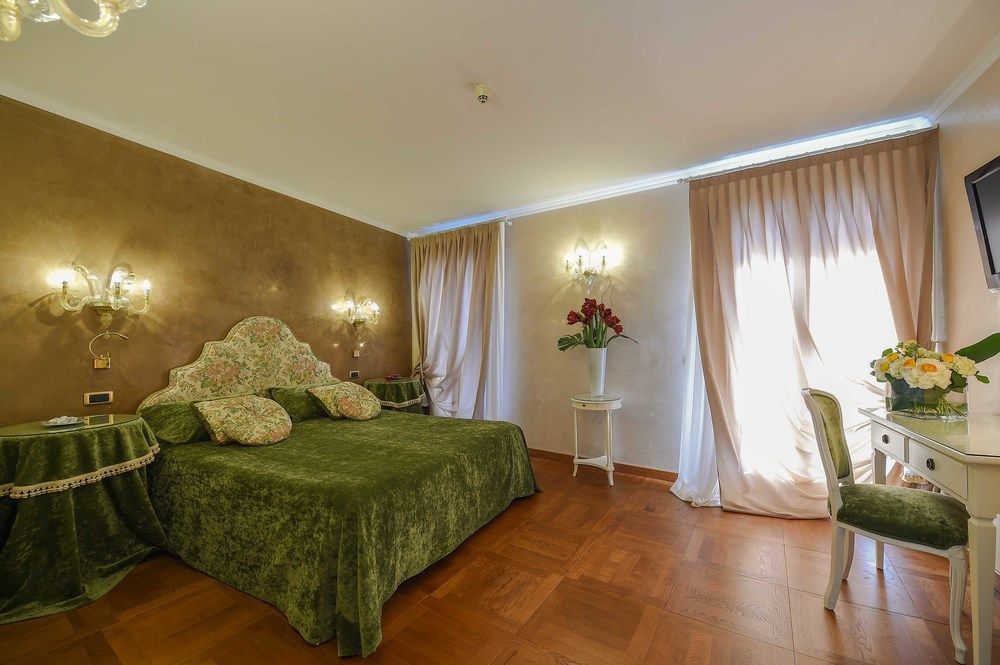 Savoia & Jolanda Hotel Venetië Buitenkant foto